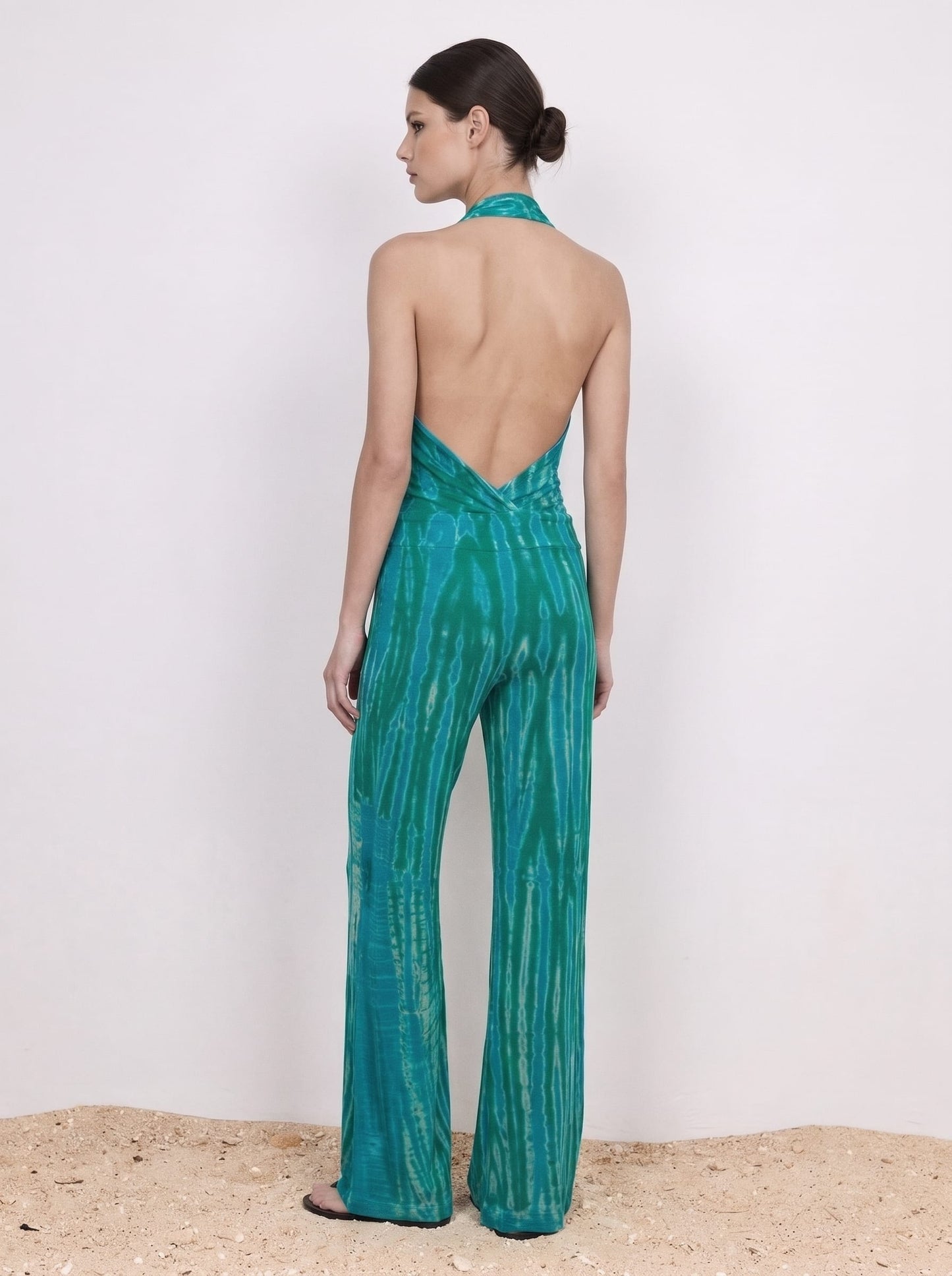 Thai Line — Wholesale Distributor of Exclusive Artisan Fashion. Apparel & Accessories Mint — Mono