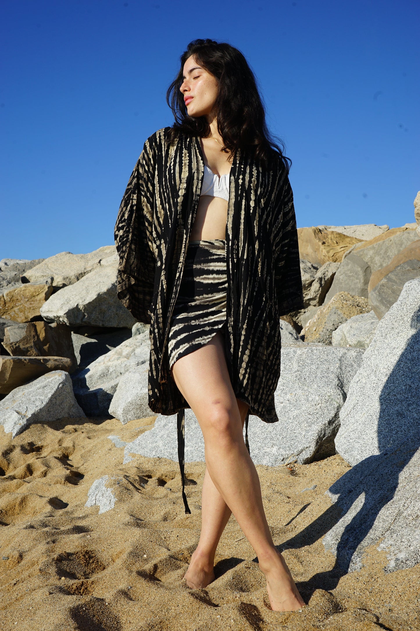 ThaiLine - Importer & Distributor of Artisan Clothing Kimono Midi Kimono Zebra