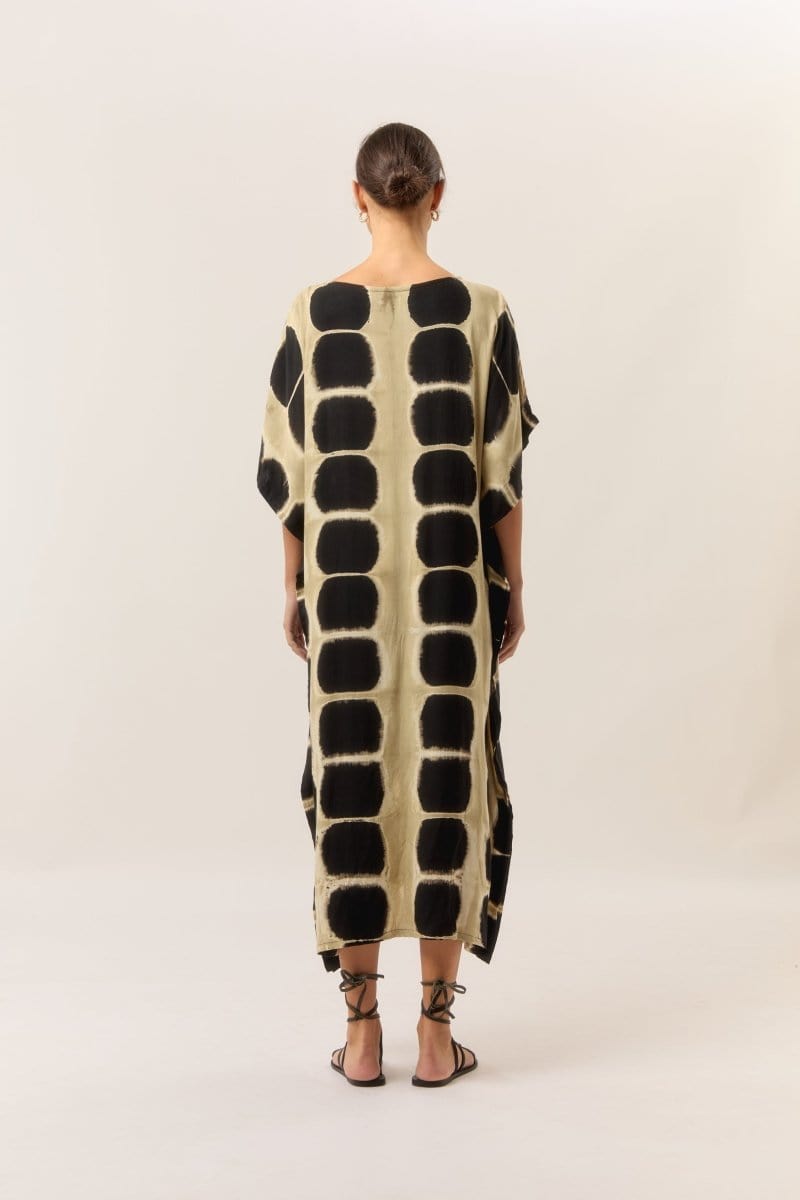 byFon – Exclusively Hand-Dyed Clothing, Ethically Made. Kaftan Noir Itajime Kaftan