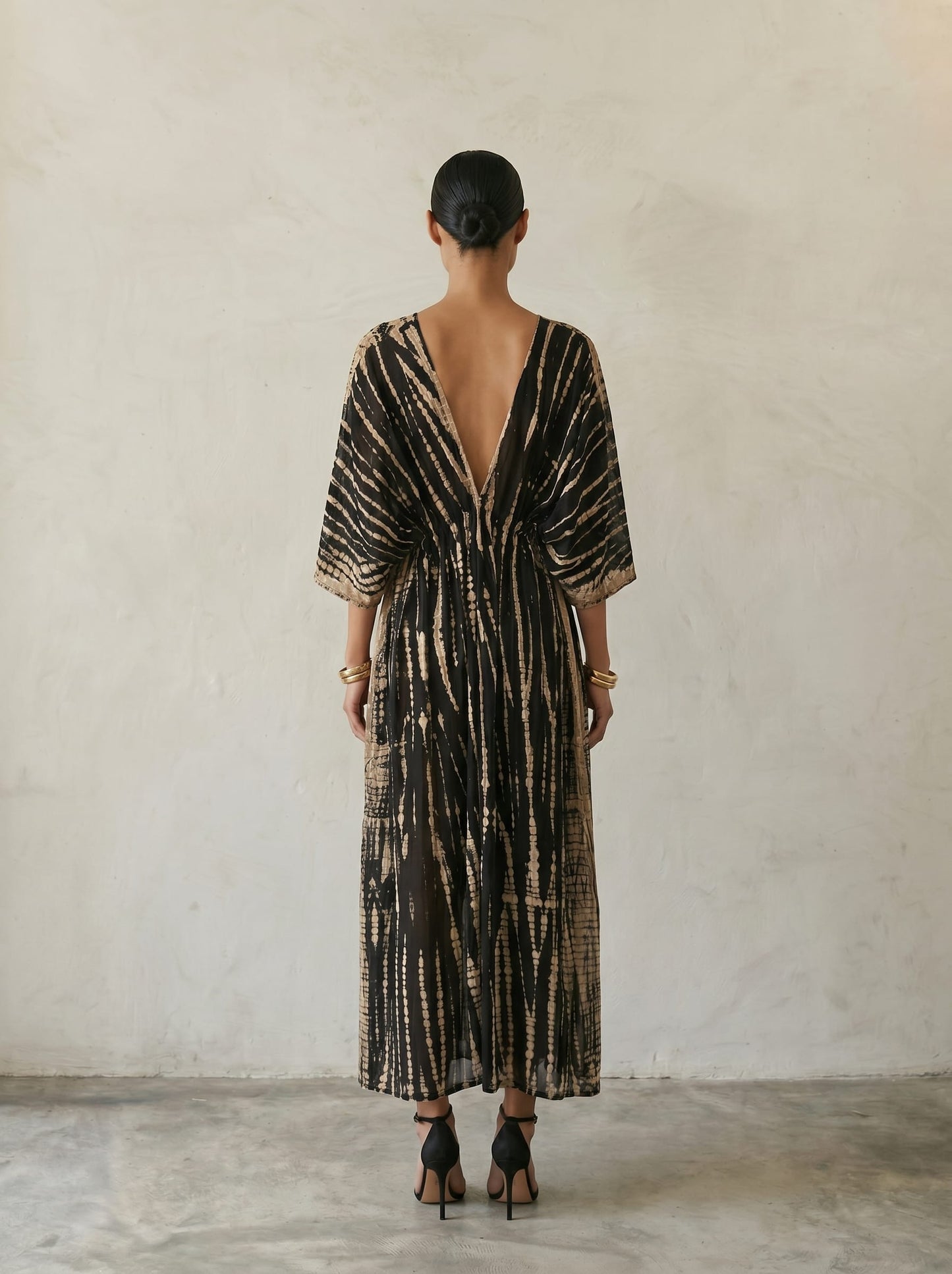 Thai Line — Wholesale Distributor of Exclusive Artisan Fashion. Dress Sahara — Zebra