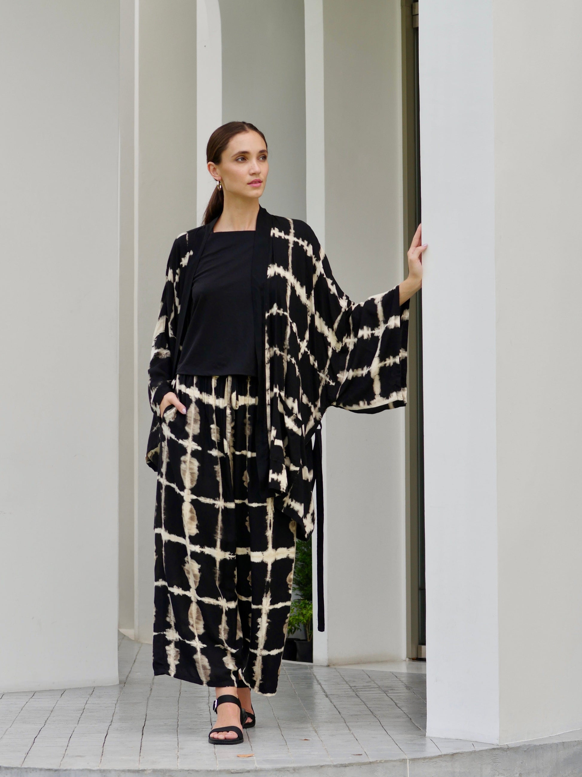 Thai Line — Wholesale Distributor of Exclusive Artisan Fashion. Kimono Galena Pants