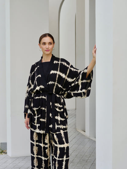 Thai Line — Wholesale Distributor of Exclusive Artisan Fashion. Kimono Itajime Galena Kimono