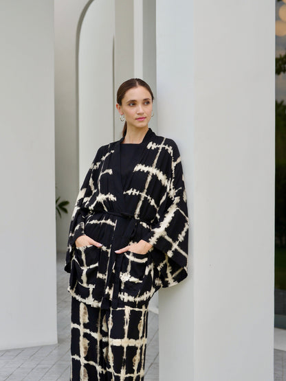 Thai Line — Wholesale Distributor of Exclusive Artisan Fashion. Kimono Itajime Galena Kimono