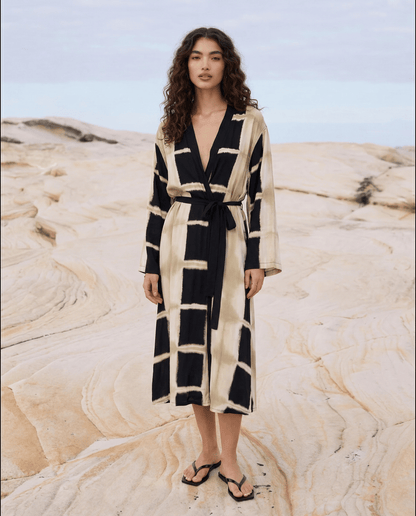 Thai Line — Wholesale Distributor of Exclusive Artisan Fashion. Kimono Zyanya — Itajime