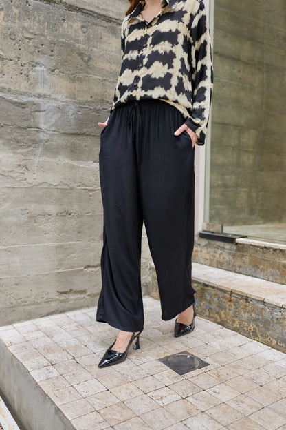 ThaiLine - Importer & Distributor of Artisan Clothing pants Black Basic Pants